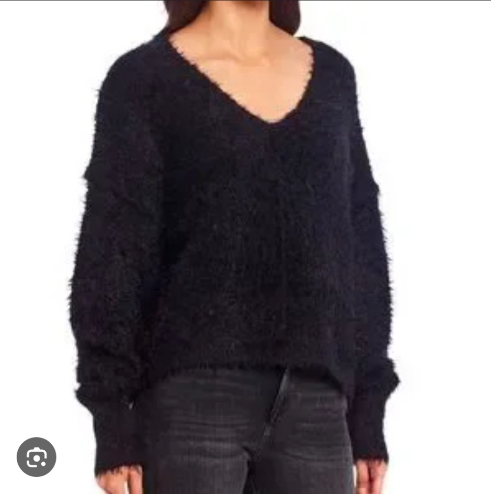Free People Fuzzy Cropped Sweater‎ Size XS EUC